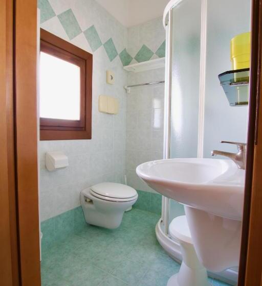 Apartamento 2 Dormitórios, Residence Madrid