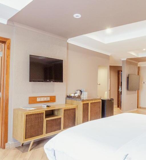 اتاق لوکس, Tanga Beach Resort & Spa