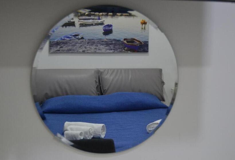 Номер Deluxe, Beatrice Home