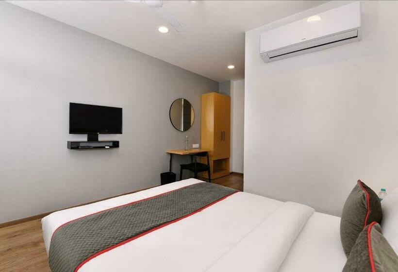 اتاق کلاسیک سه تخته, Super Townhouse Function Inn Near Chaudhary Charan Singh International Airport