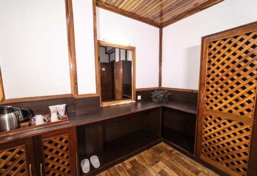 스위트, Yangthang Heritage
