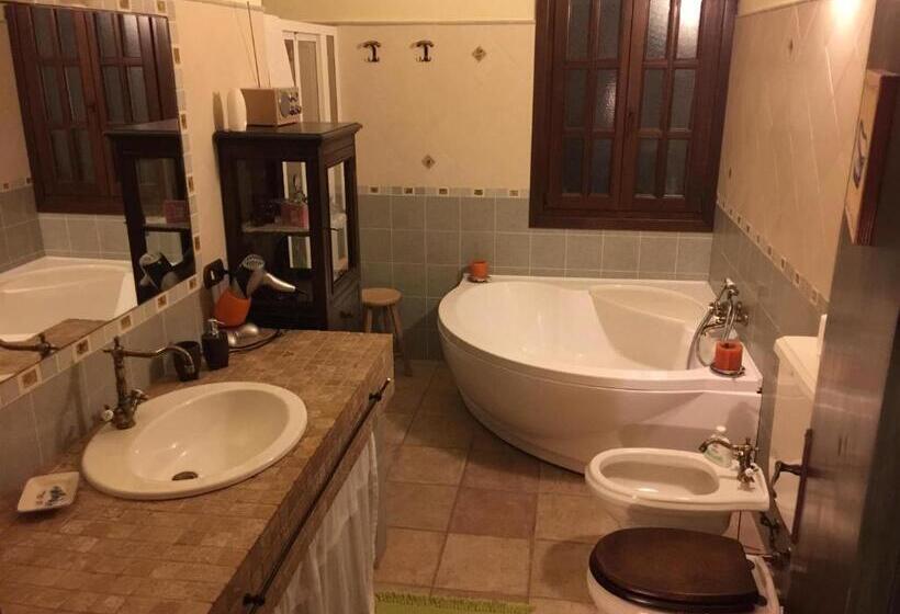 اتاق لوکس, B&b Rollo Garden