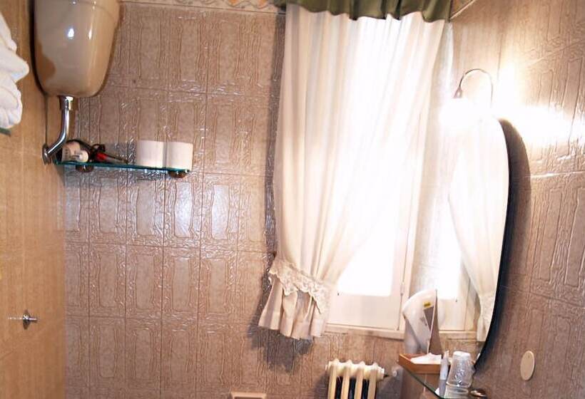 اتاق لوکس, Domus Angela B&b