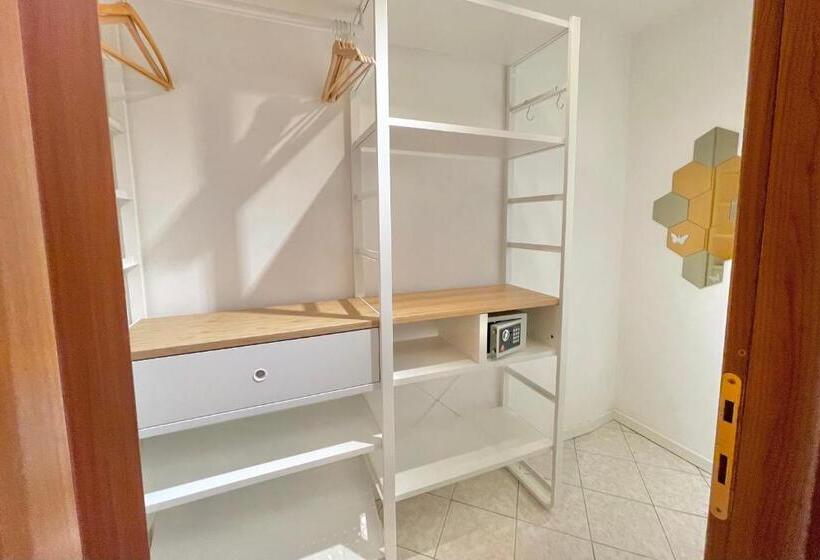 اتاق استاندارد چهار تخته, Albergo Vittoria