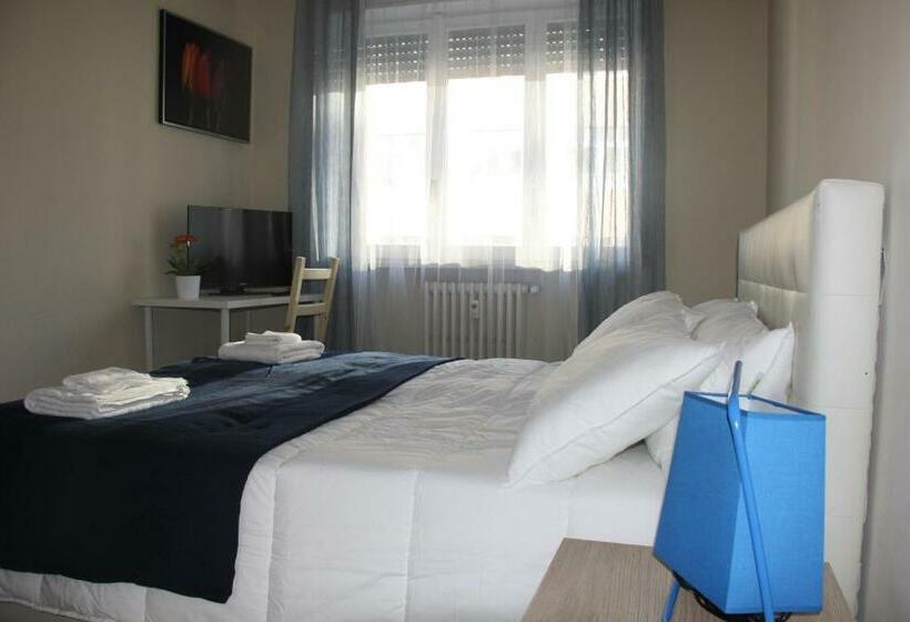 اتاق استاندارد, Lotus B&b