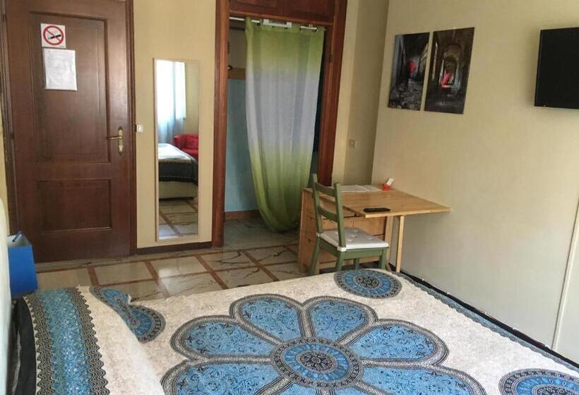 اتاق استاندارد, Lotus B&b