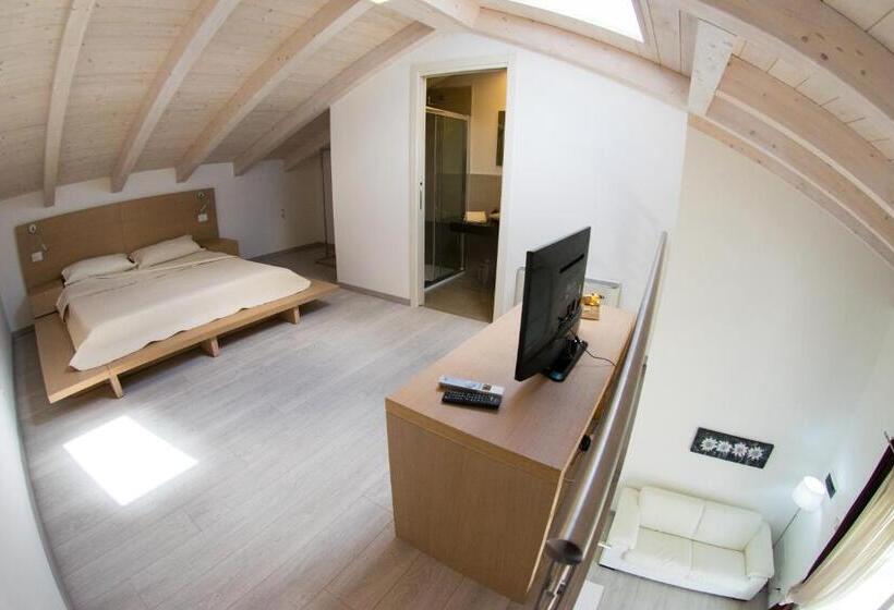4인용 스탠다드 룸, Agriturismo La Torretta