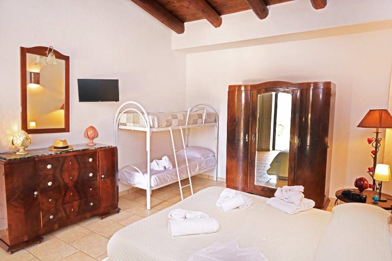 Номер Стандарт Трехместный, Agriturismo Masseria Alberotanza