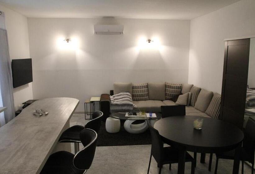 발코니가 있는 스위트, Hôtel Sampiero Corso