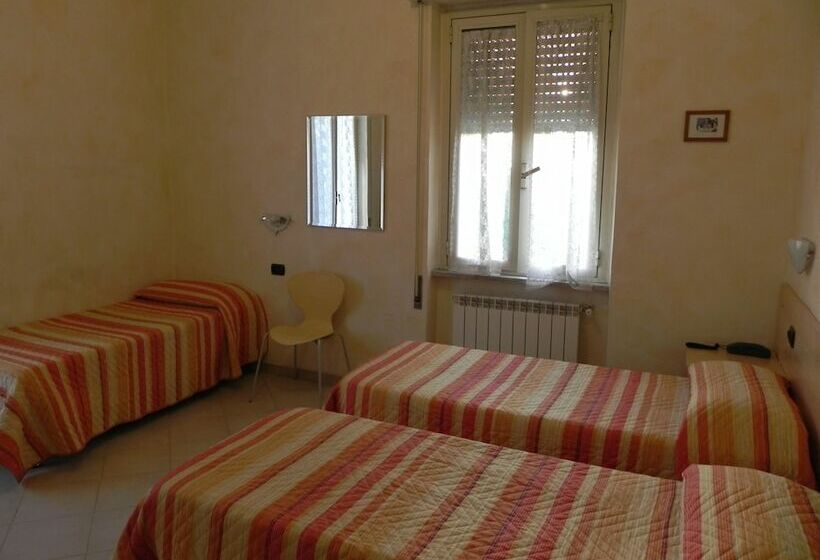 スタンダード４人部屋, Villa Robinia
