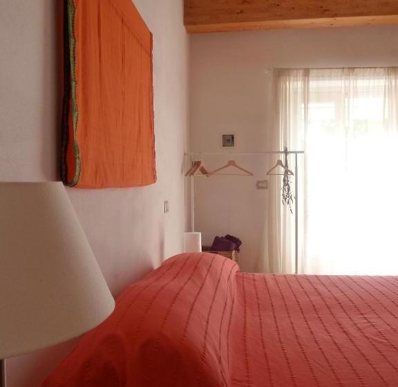 标准房带园景, B&b Al Giardino Dei Mandorli