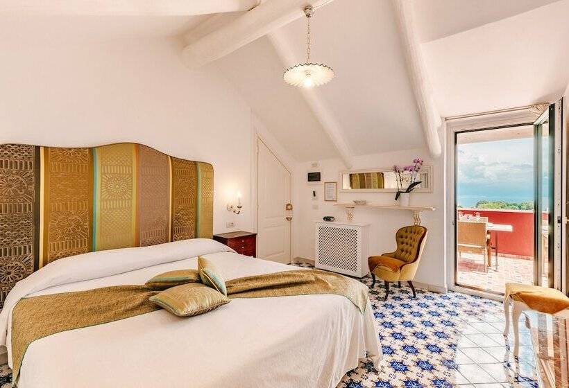 Deluxe Suite Sea View, Palazzo Pascal