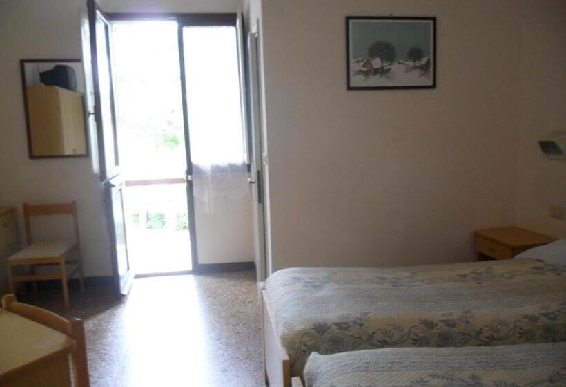 Номер Стандарт, Albergo Giardino