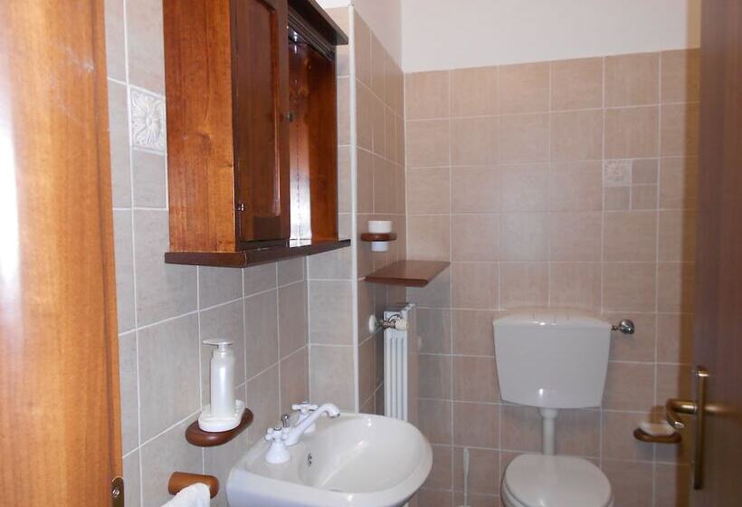 Номер Стандарт, B&b La Quercia