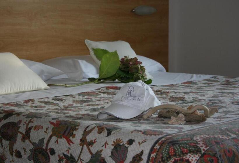 스탠다드 트리플 룸, B&b Ortensia