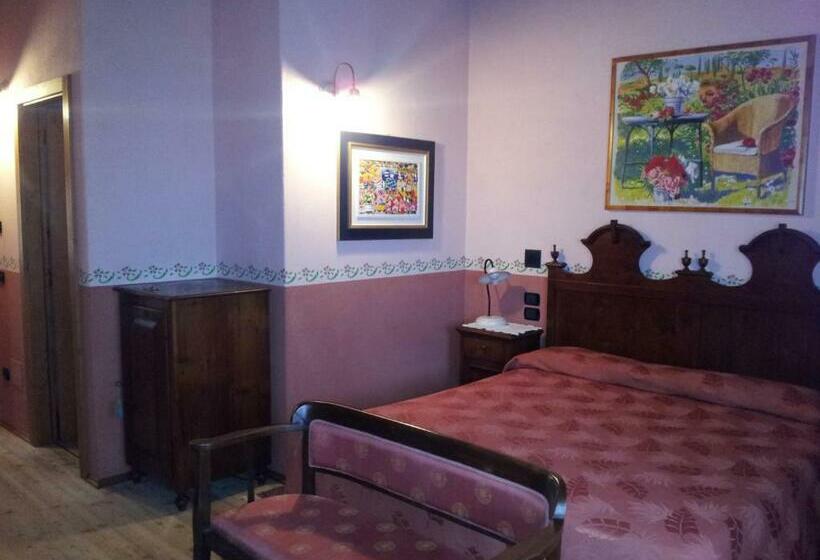 スタンダードルーム, Casa Del Contrabbandiere