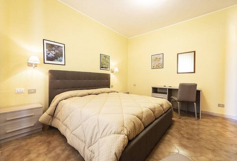 Номер Стандарт Трехместный, Aurelia