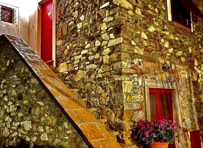 اتاق استاندارد, Camere Vecchia Fonte