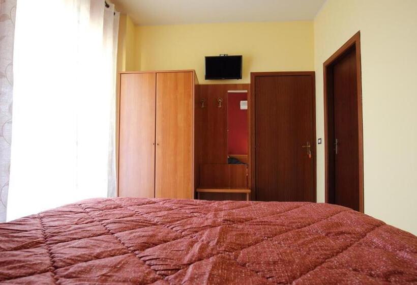 اتاق استاندارد با تخت بزرگ, Valle D'agrò