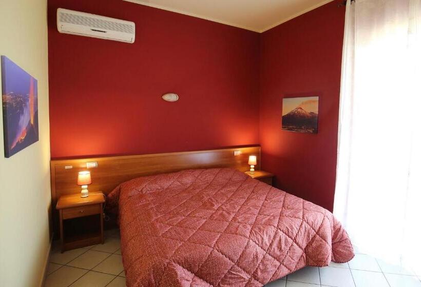 اتاق استاندارد با تخت بزرگ, Valle D'agrò