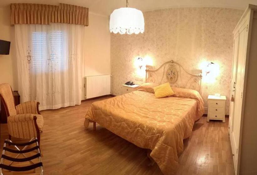 Номер Стандарт, Cecco Di Nara