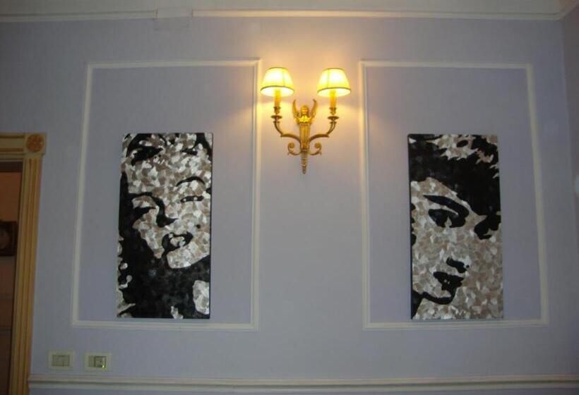 스탠다드 룸, Vandelli