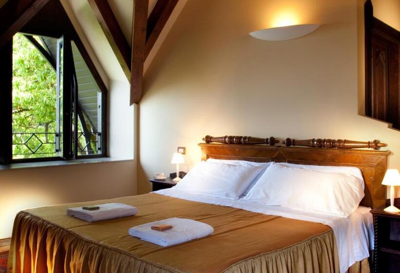 Superior room with lake view, Villa Giulia