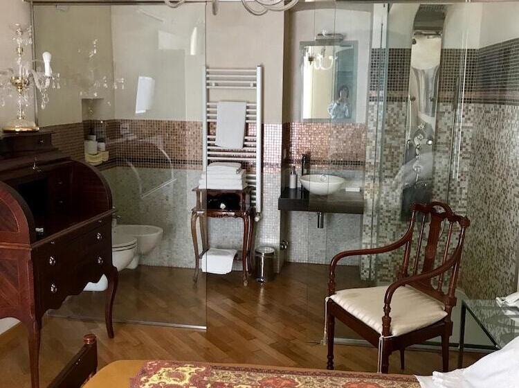 带1个卧室的带阳台的公寓, B&b Jsuite