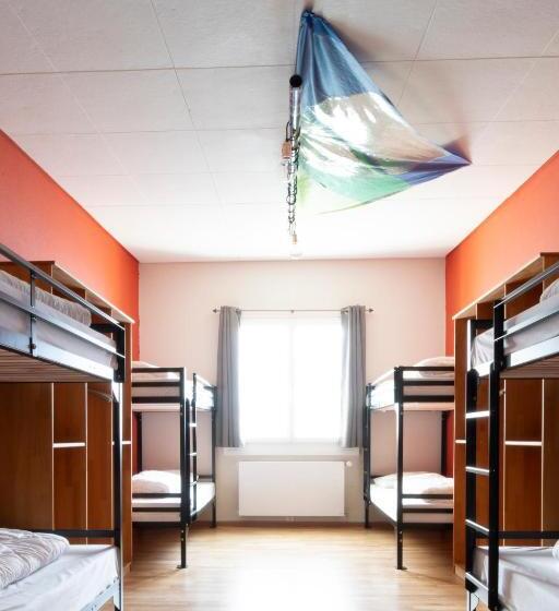 اتاق خانوادگی, Hostel Rotschuo Jugend  Und Familienferien
