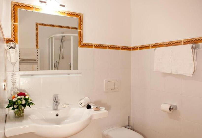 Quarto Economy Individual, Garni Appartement Gartenheim