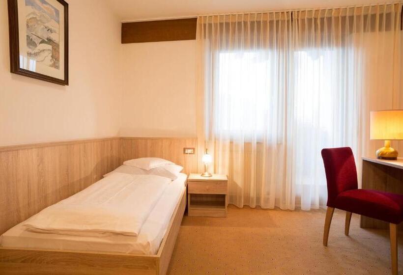 Quarto Economy Individual, Garni Appartement Gartenheim