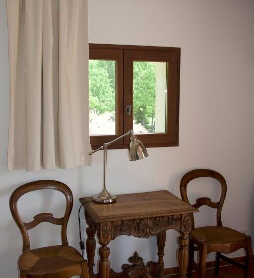 Номер Superior с Балконом, La Ferme Rose Hôtel De Charme
