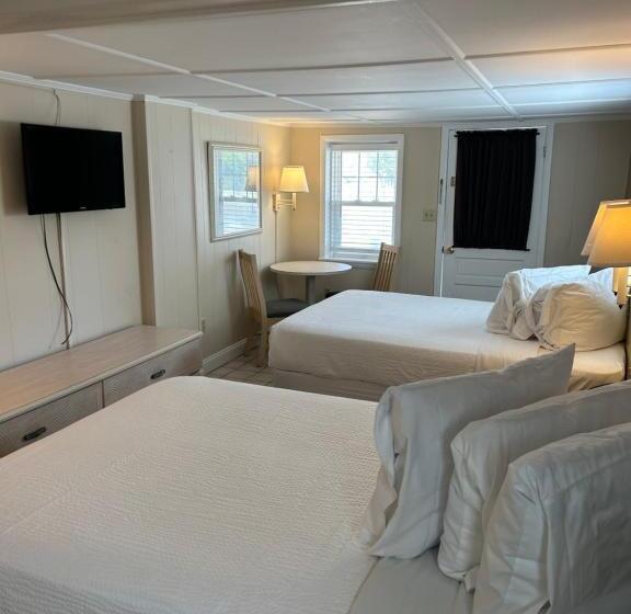 4인용 스탠다드 룸, The Admiral Hotel/motel