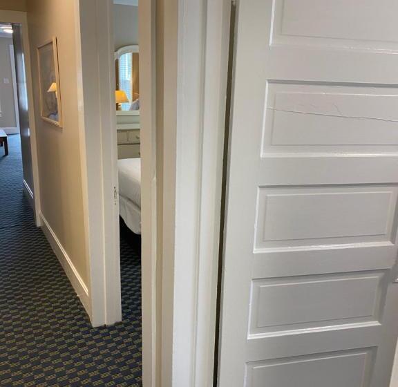 침실 1개 아파트, The Admiral Hotel/motel
