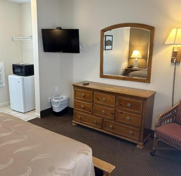 이코노미 룸, The Admiral Hotel/motel