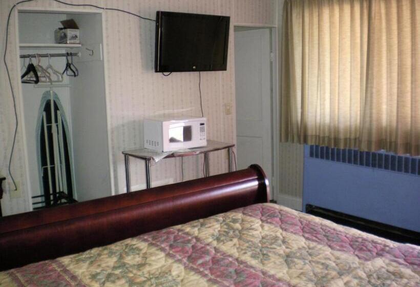 Семейный Номер, The Rome Motel