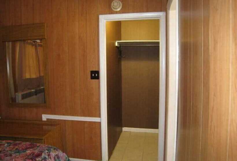 Номер Стандарт, The Rome Motel
