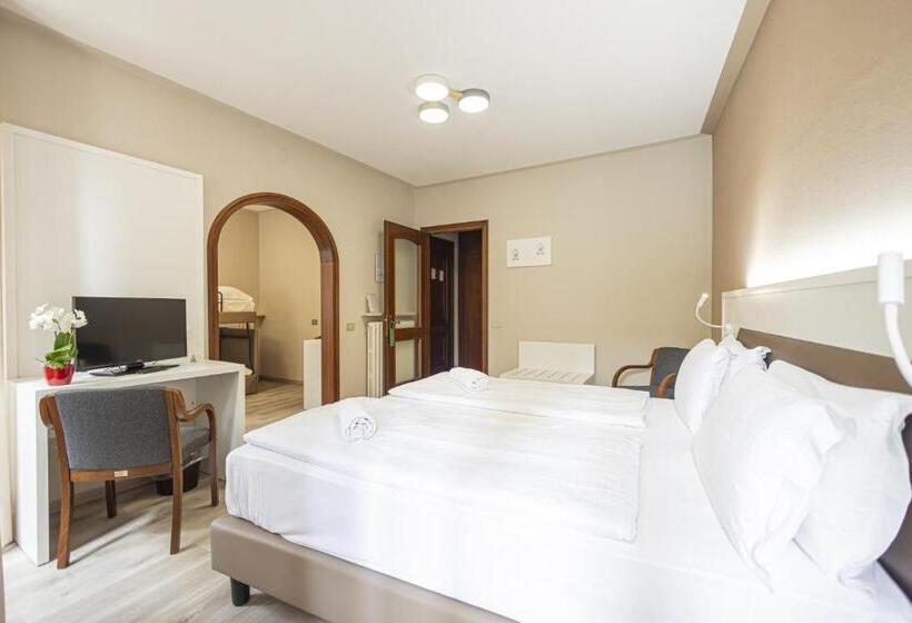 اتاق استاندارد چهار تخته, Il Portico By Lvg Hotel Collection