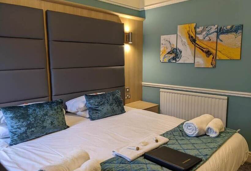 Номер Стандарт, The Wildings Hotel & Tudno S Restaurant