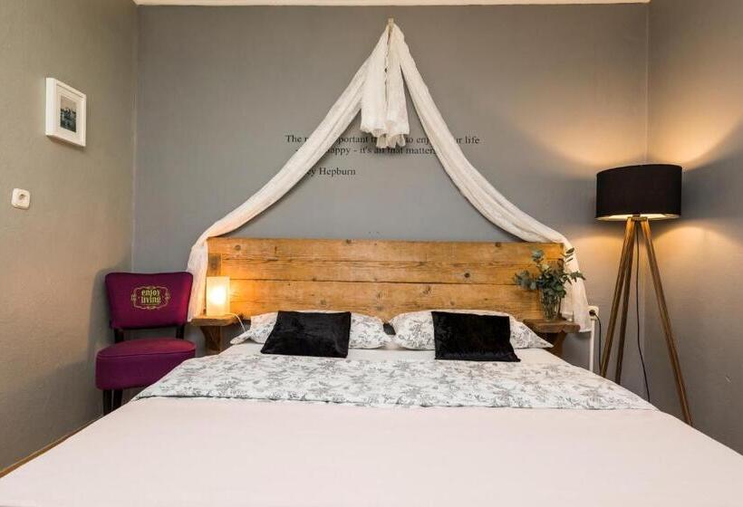 آپارتمان 1 خوابه, Alaburic Rooms & Apartment