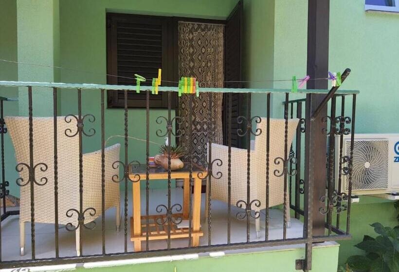 اتاق استاندارد, Alaburic Rooms & Apartment