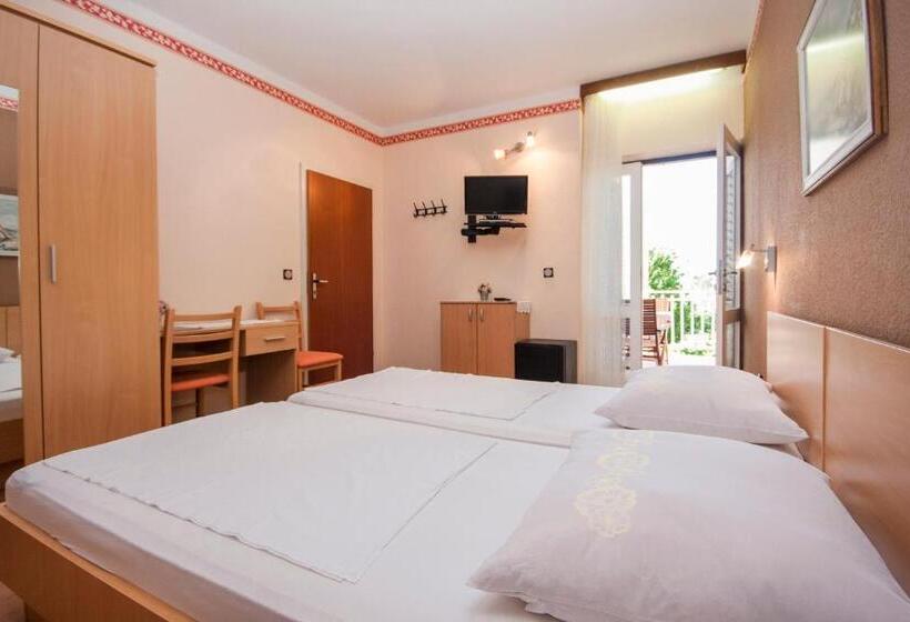 발코니 가든 전망 스탠다드 룸, Villa Daniela