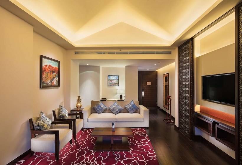 디럭스 스위트, Hilton Linzhi Resort