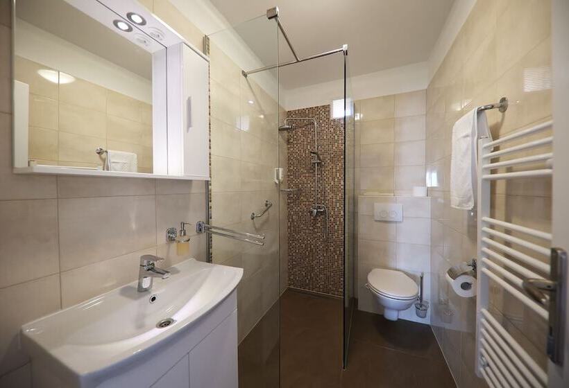 Deluxe Suite Sea View, Murter