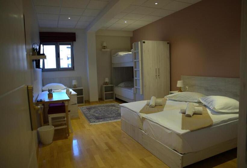 Семейный Номер, Boutique Hostel Livia