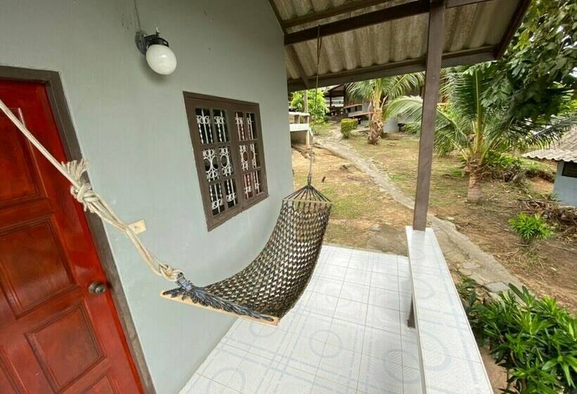 Bungalow Familiare, Phupha Bungalow Haad Rin