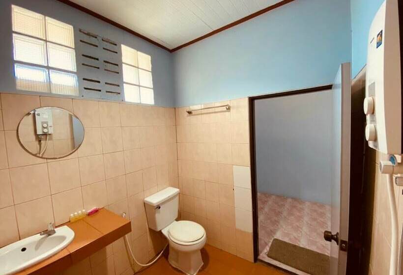 Bungalow Familiar, Phupha Bungalow Haad Rin
