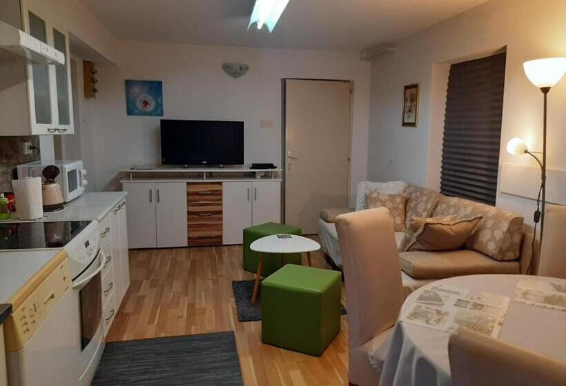 آپارتمان 2 خوابه, Apartment & Rooms Miboti
