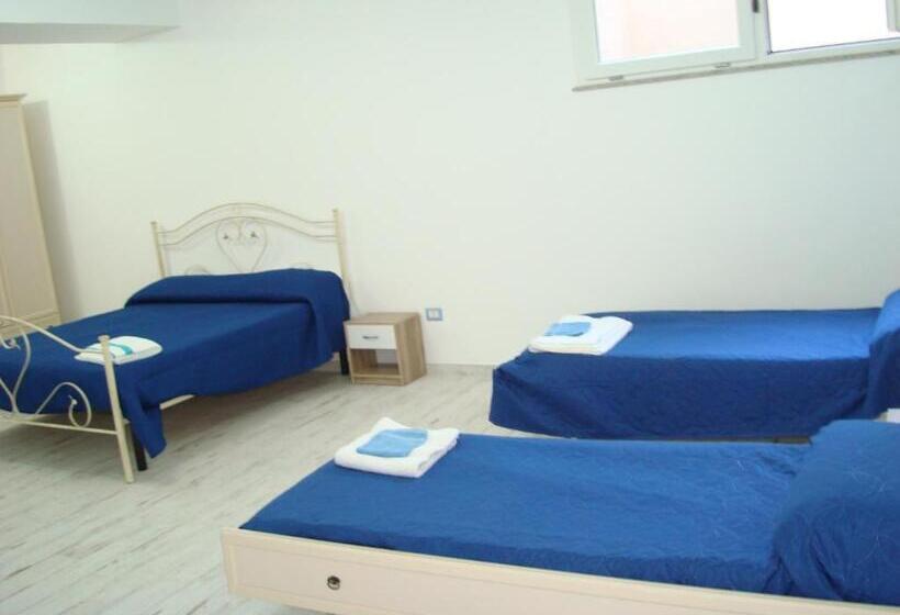Семейное Бунгало, Guest House Mare E Luna
