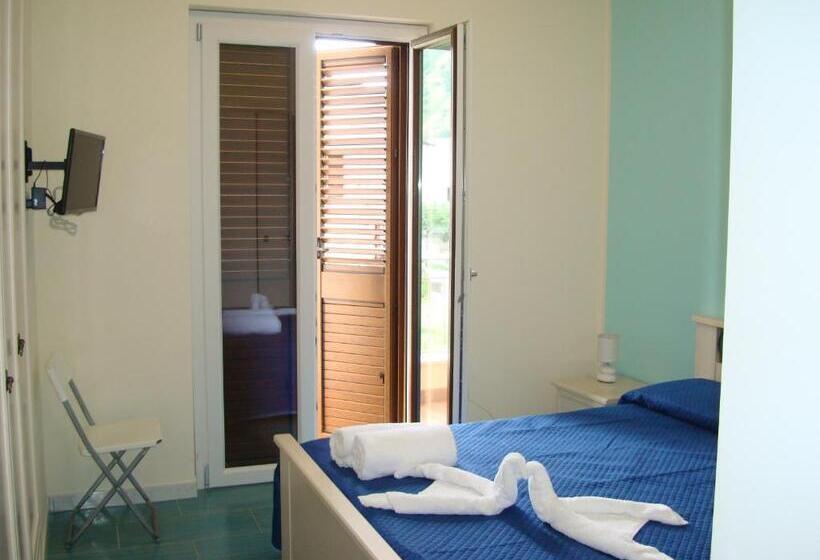 Семейный Номер, Guest House Mare E Luna